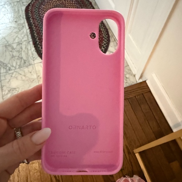 Apple Pink iPhone 16 Dual Camera Matte Finish - Picture 4 of 4
